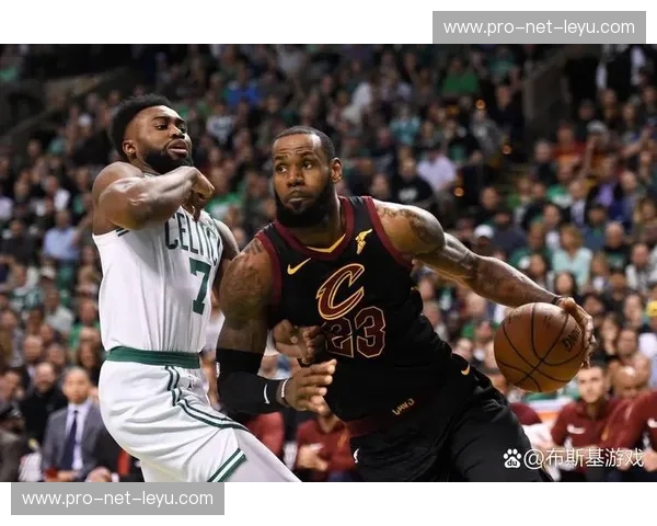 绿茵王座与克城惊雷：凯尔特人vs骑士，东部之巅的权力游戏